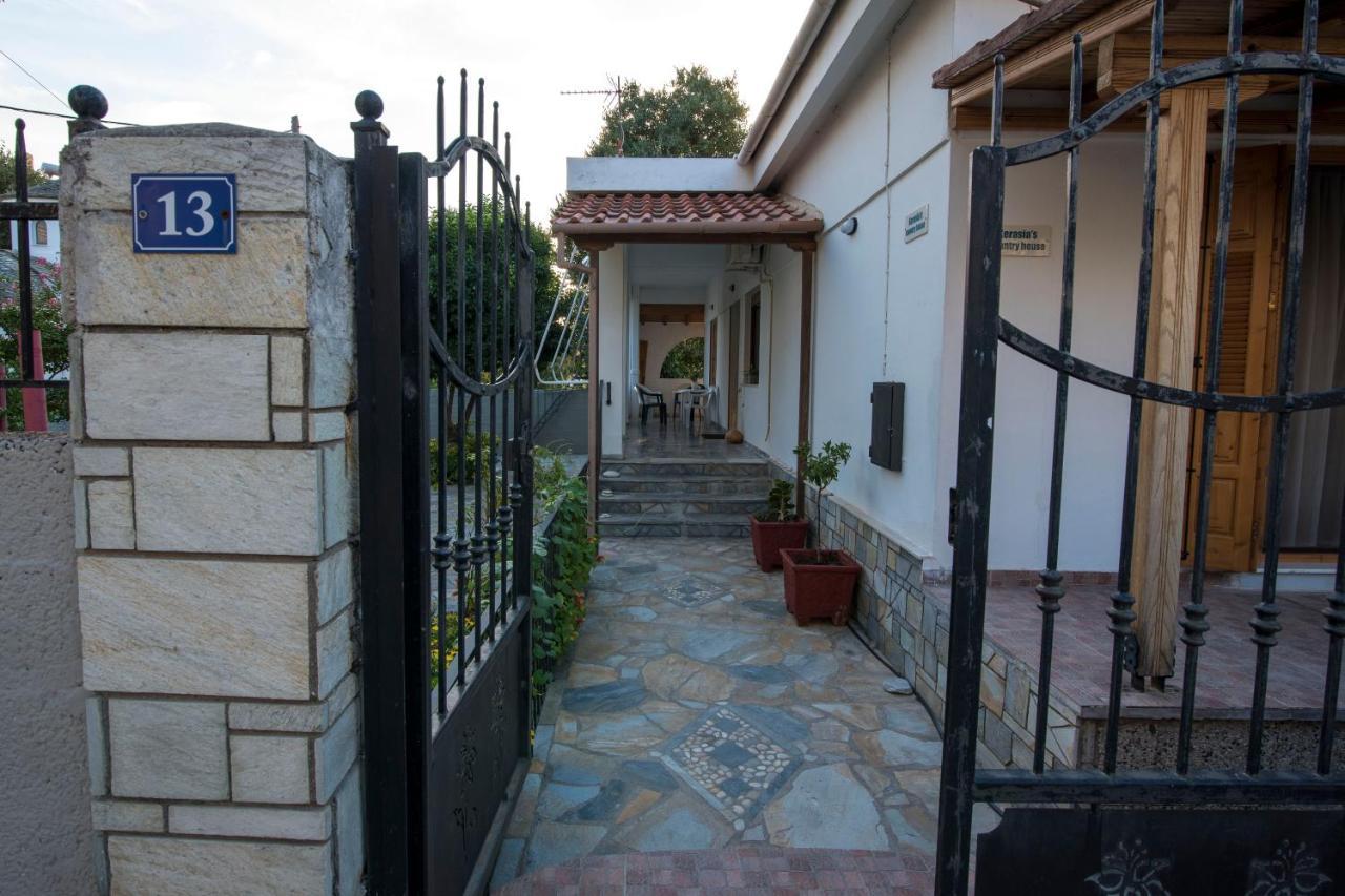 Kerasia'S Country House Apartment โวโลส ภายนอก รูปภาพ