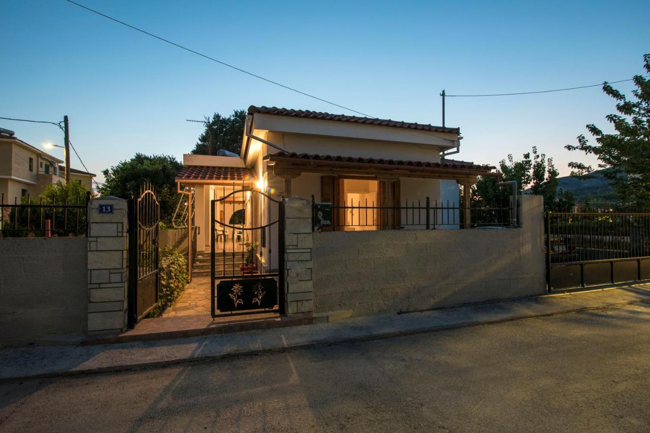 Kerasia'S Country House Apartment โวโลส ภายนอก รูปภาพ